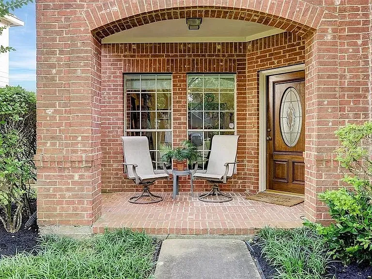 635 Presley Way — Photo 1