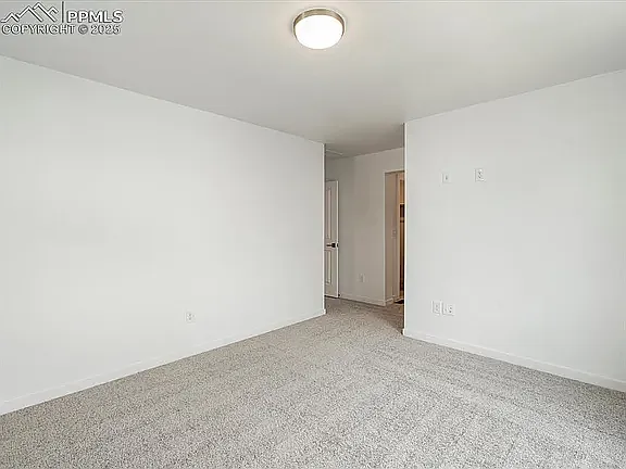 10642 Columbite Hts — Photo 6