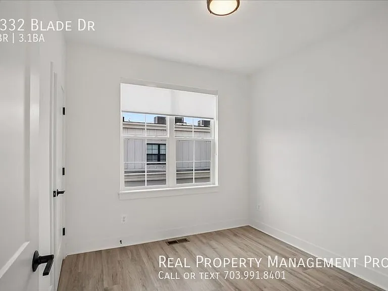 7332 Blade Dr — Photo 21