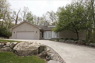 1st image of 42 Winterwood Ln