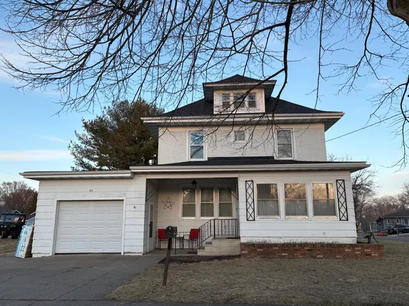 45 2nd St SE, Plainview, MN 55964