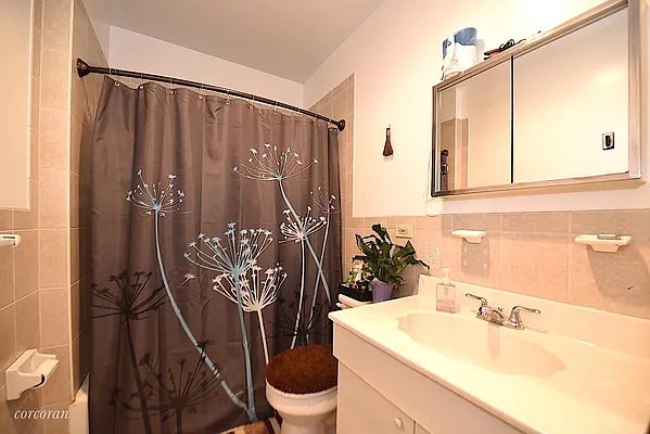 Rented by Corcoran | media 8