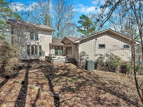 3rd image of 738 Seminole Point Rd