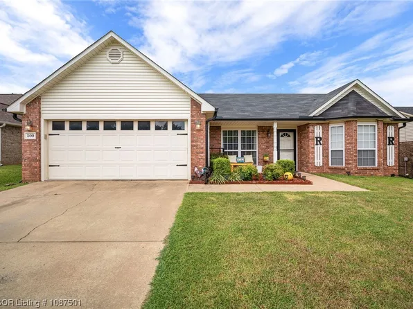 500 Chateau Dr, Fort Smith, AR 72908