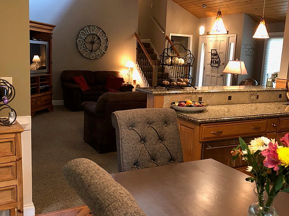 5th image of 3627 Candlewood Way NE