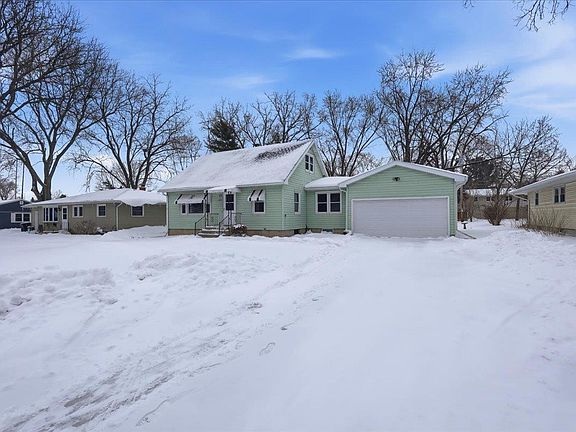 2nd image of 413 North Stevenson Street