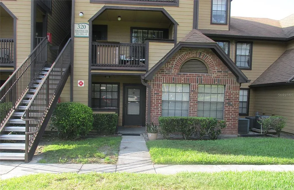 2 bed, 1.0 bath, 867 sqft, $1,500 — Photo 3