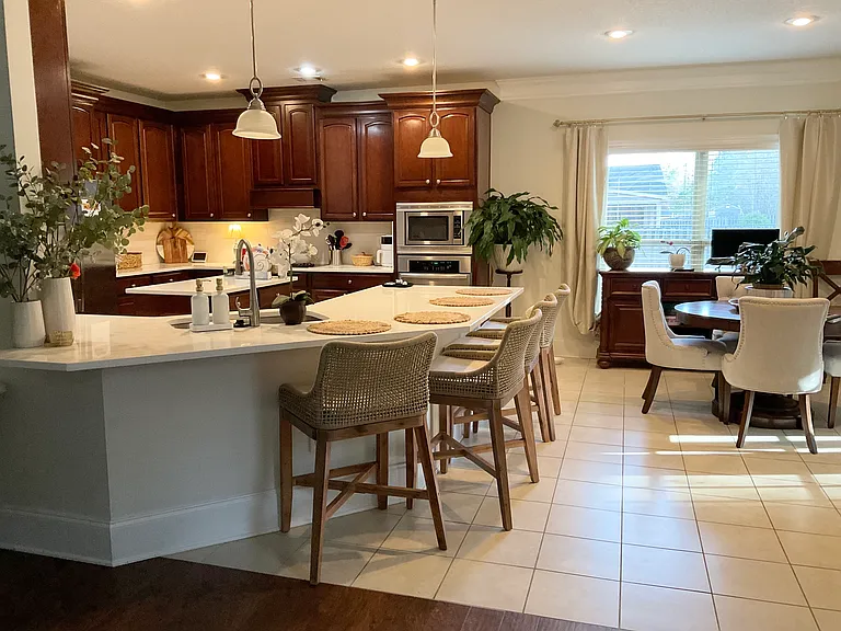9461 Forest Crown Dr — Photo 5
