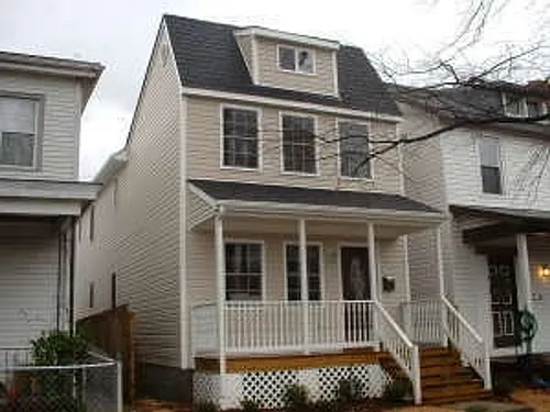 2114 Parkwood Ave Photo 1