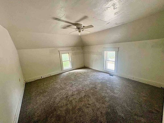 2nd image of 245 E Fay Ave
