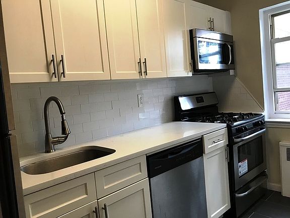 3rd image of 4206 212th St APT 3C