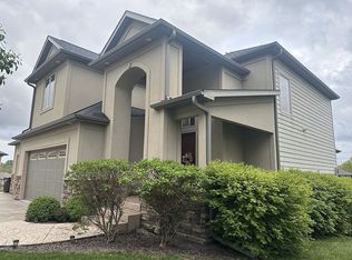 907 Ridge Road Pl, Hickman, NE 68372