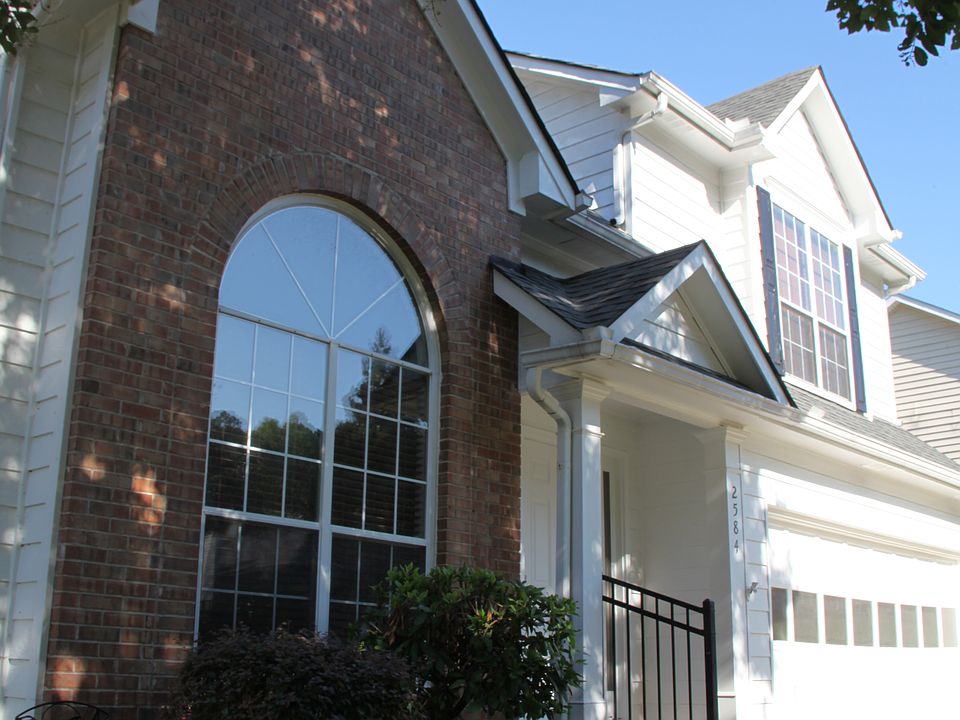 1st image of 2584 Sterling Dr