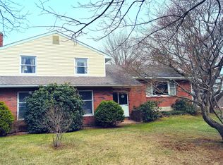 67 Harrison Ln, Bethlehem, CT 06751