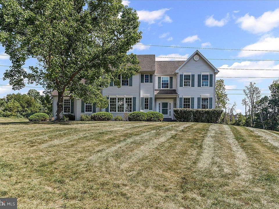 1st image of 330 Martingale Cir