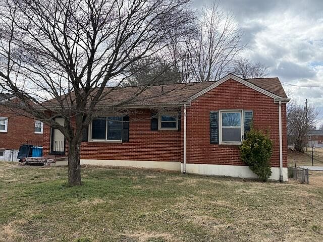 1st image of 4970 Florist Rd NW