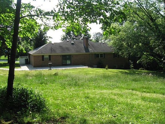 4th image of 4565 Brockland Dr
