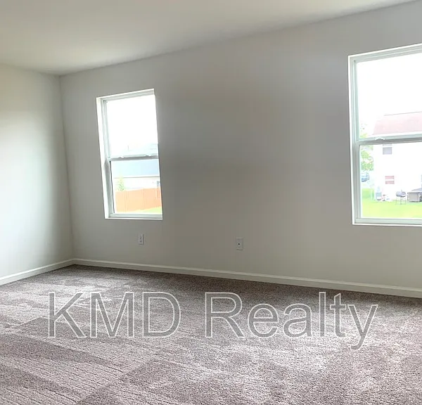 4917 Staffordshire Ln — Photo 5