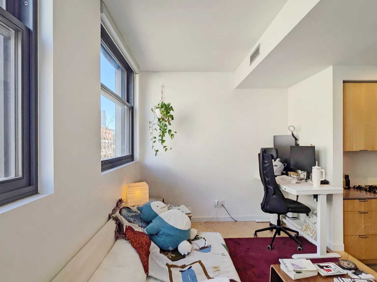 Studio, 600 sqft, $2,150 — Photo 4