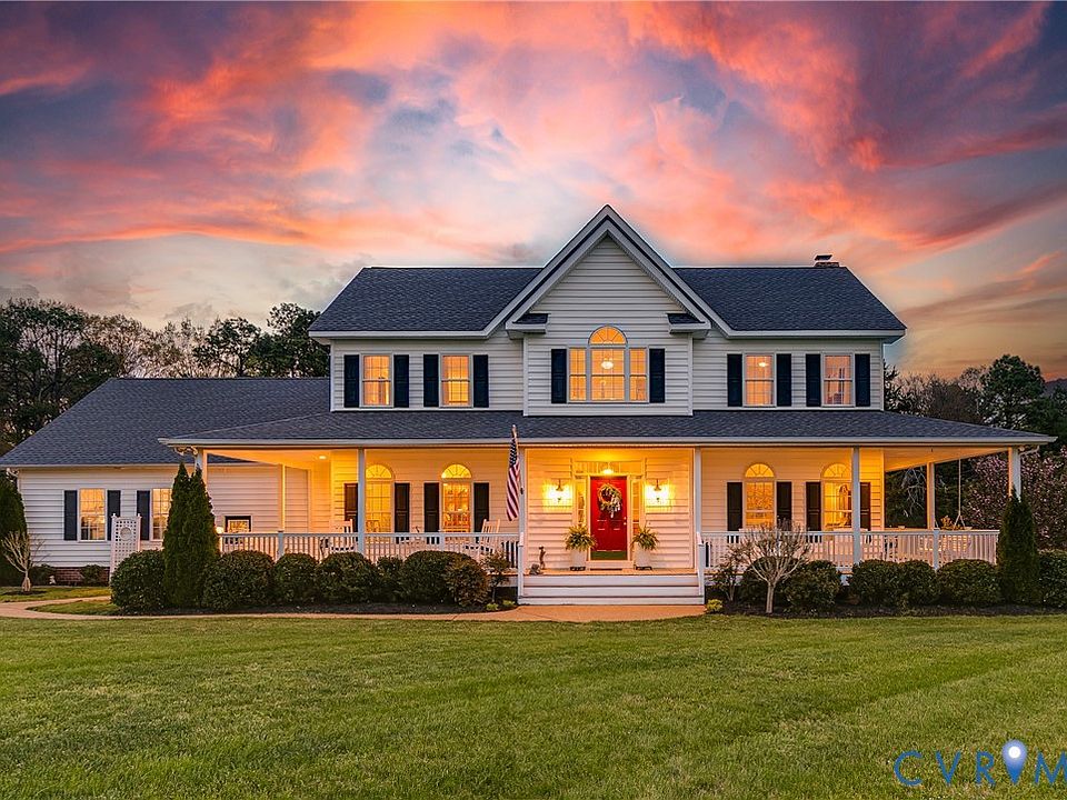 1st image of 18512 Willoughby Heights Ln
