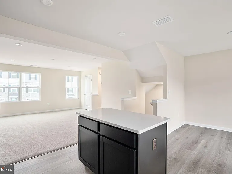 7263 Congressional Cir — Photo 18