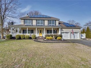 8 Johnson St, Brick, NJ 08724