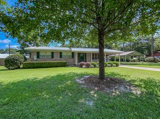 151 Lindsey Ln, Geneva, AL 36340