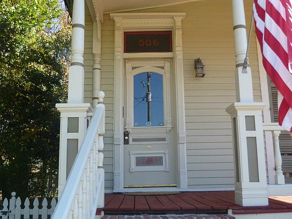 Newly painted front porch and door!