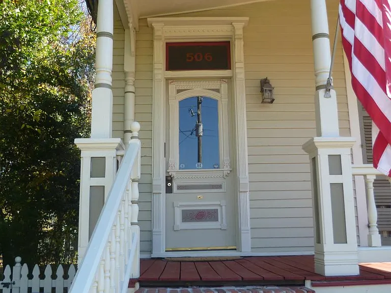Newly painted front porch and door!