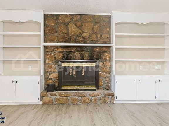 5th image of 74 Cardinal Valley Dr