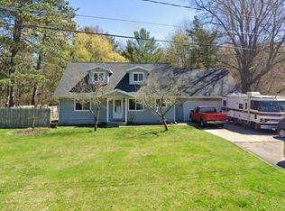 1416 Glen Rd, Midland, MI 48640