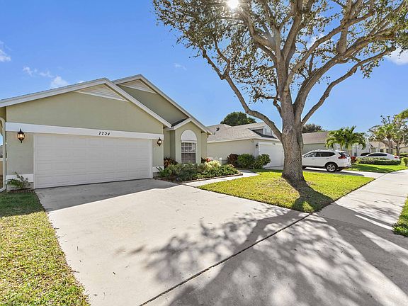 2nd image of 7724 Mansfield Hollow Road