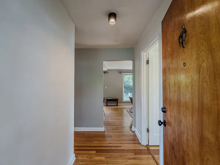 8109 SE Lorry Ave — Photo 7
