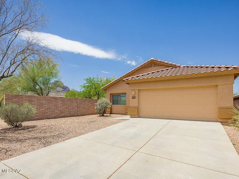 8403 N Coyote View Ct W — Photo 1