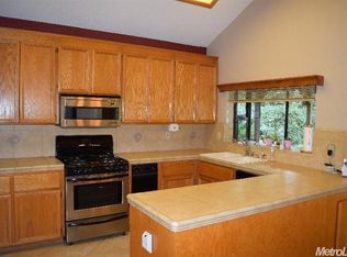 616 Lorelei Ln, Patterson, CA 95363