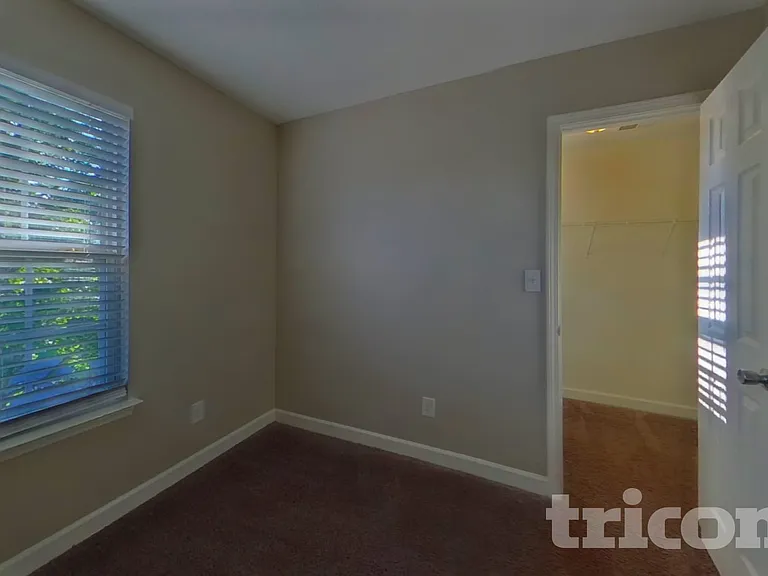 1024 Crowders Woods Dr — Photo 11
