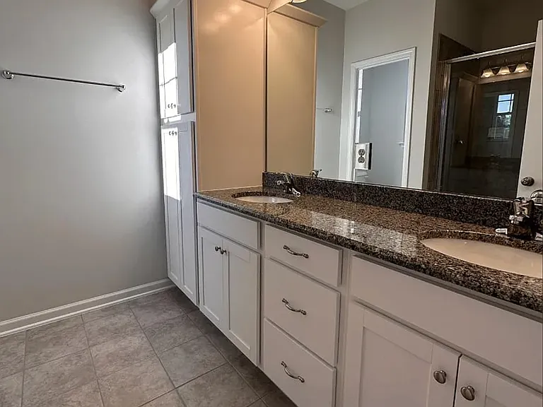 1007 Freeport Dr — Photo 12