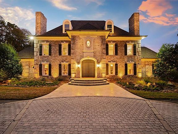 3rd image of 623 SW 93rd St