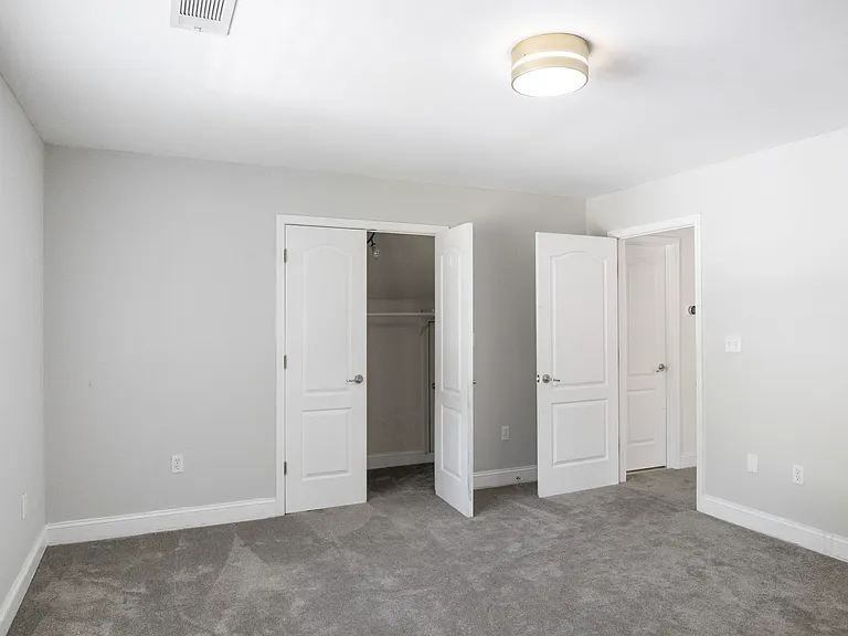 2038 East Dr — Photo 18