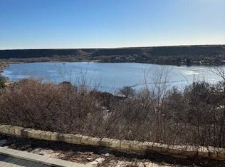 67 E Canyonview Dr, Ransom Canyon, TX 79366