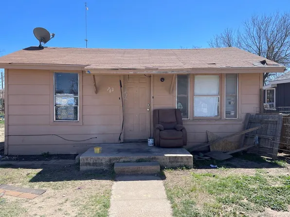 703 W 16th St, San Angelo, TX 76903