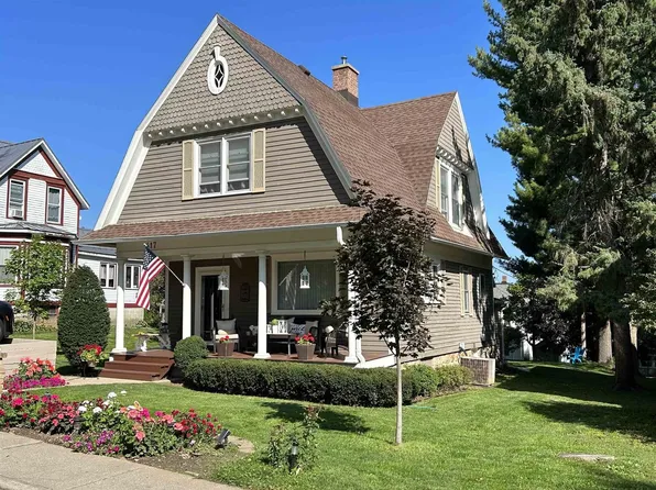 417 Front Street, Mineral Point, WI 53565