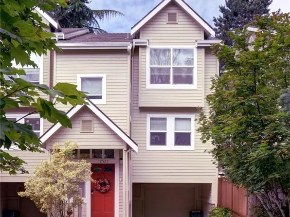 12527 27th Ave NE APT D, Seattle, WA 98125
