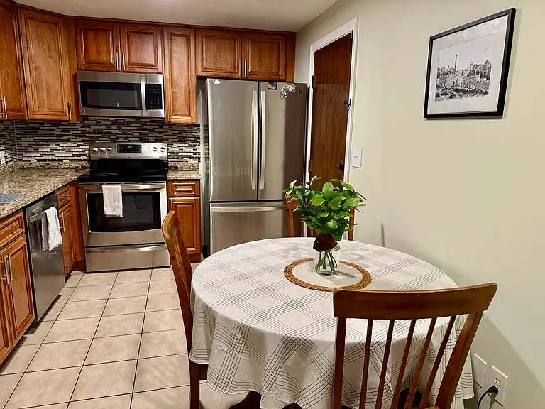 1129 N Shore Rd #1A — Photo 14
