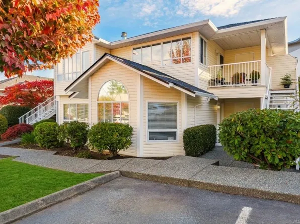 6016 Cedar Grove Dr, Nanaimo, BC V9T 6G1