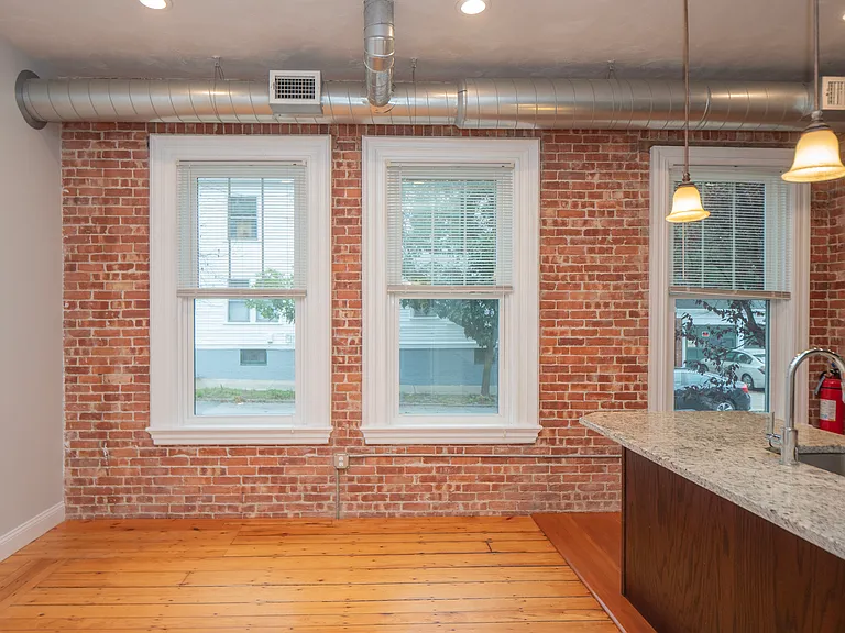 75 Governor St #1 — Photo 7