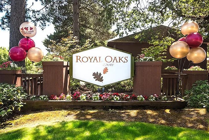 Royal Oaks Apartments — Photo 1