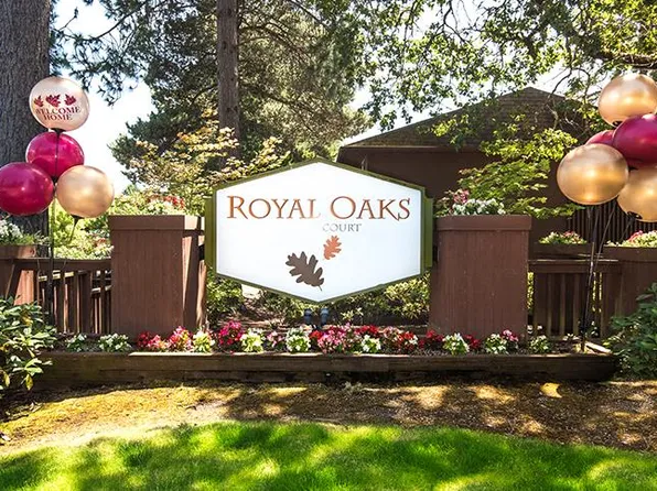 Royal Oaks Apartments