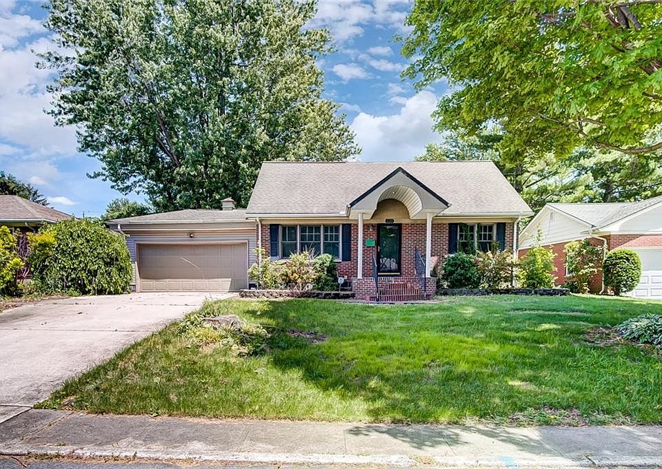 1st image of 520 520 Woodland Dr