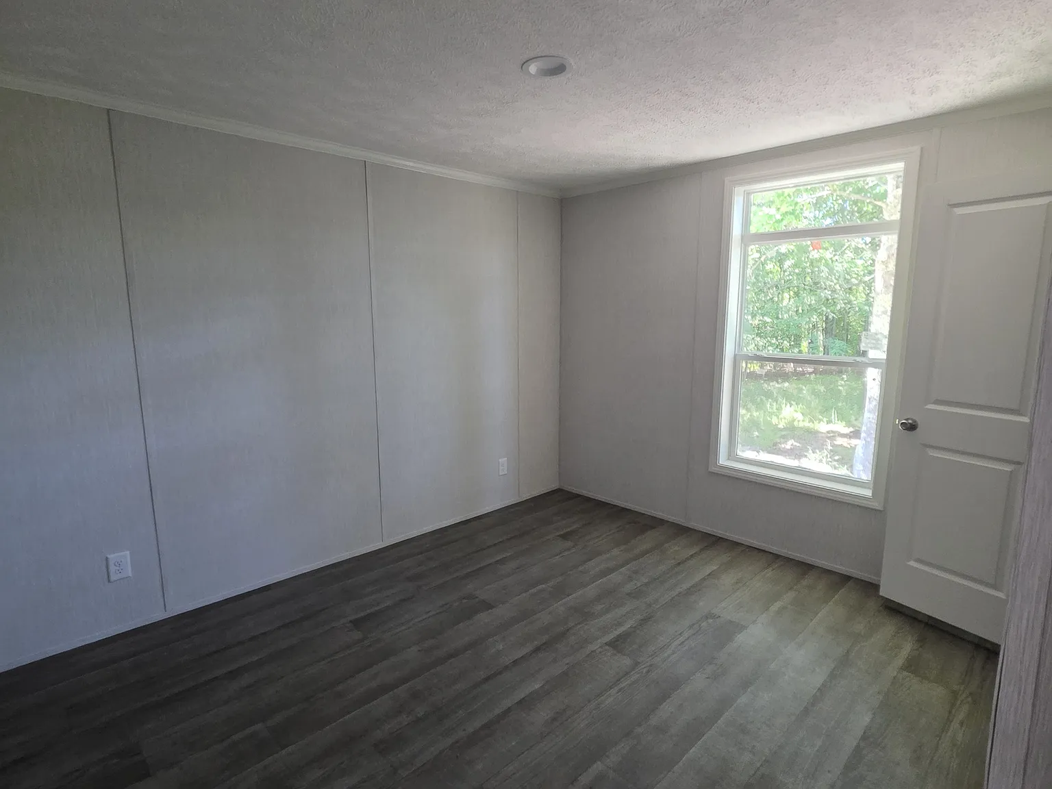 2 bed, 880 sqft, $2,000 — Photo 4